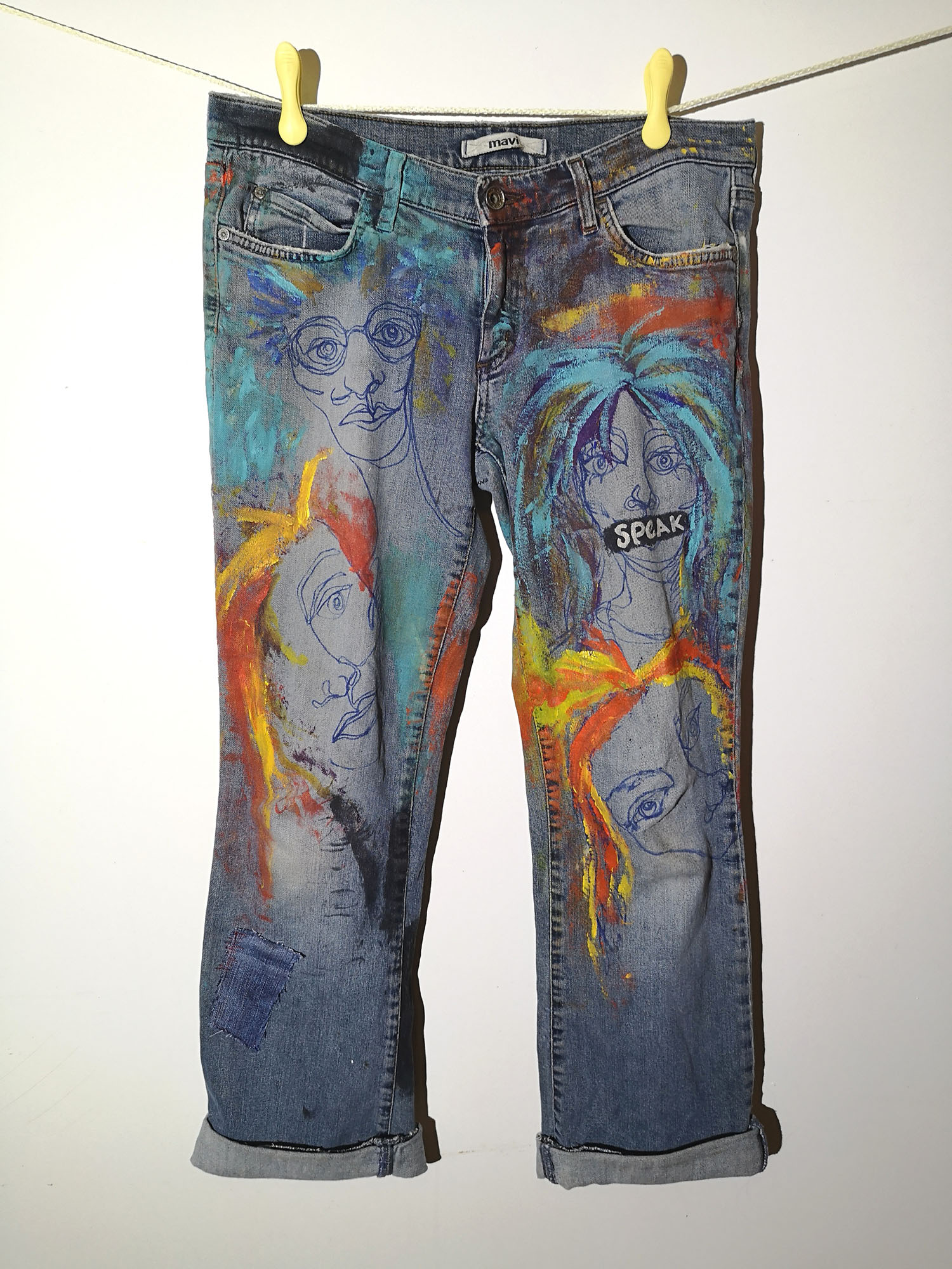 https://www.rebeccabessette.com/wp-content/uploads/2019/09/hand-painted-jeans-denim-vintage-mavi-abstract-splatter-art-rebecca-bessette-1.jpg